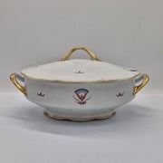 Arabia Egypti Soppakulho, Tyra Lundgren