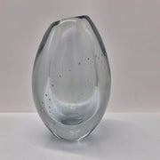 Nuutaj&auml;rvi, Gunnel Nyman, Helminauha Taidelasi, signeerattu