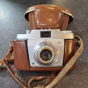 Agfa Silette Vario Kamera nahkakotelossa