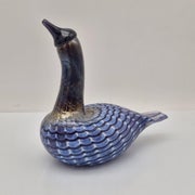 Oiva Toikka, Mustakurkku-uikku, signeerattu