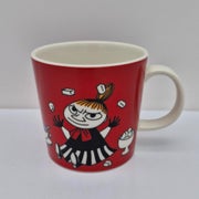 Arabia, Muumimuki Pikku Myy, punainen, tarra