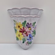 Arabia K&auml;sinmaalattu Sein&auml;ruukku, Ara-taideoasto