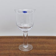 Nuutaj&auml;rvi, Arctica Punaviinilasi