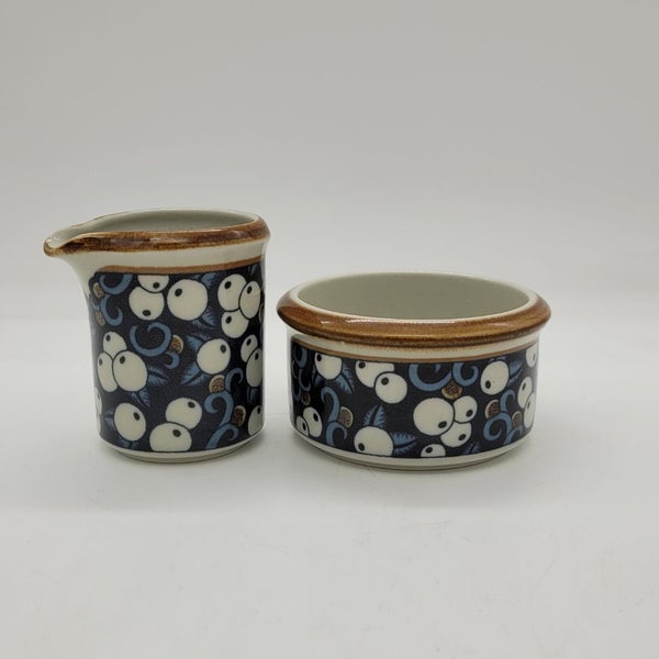 Arabia Taika Mustikka Kermakko ja Sokerikko