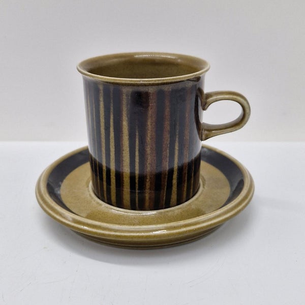 Arabia Kosmos Kahvikuppi, ruskea