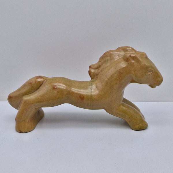 Kupittaan Savi, Hevonen